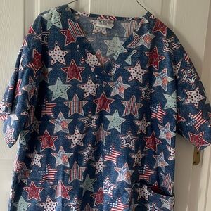 U A Scrubs USA star scrub Sz lg anyone could wear